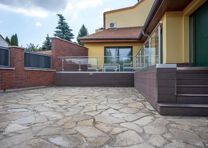 Villa Pod Zamkem *