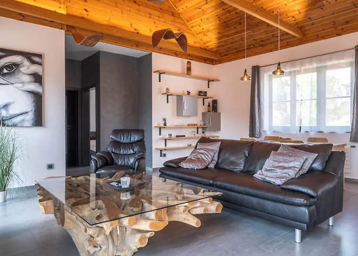 Pod Zamkem Villa